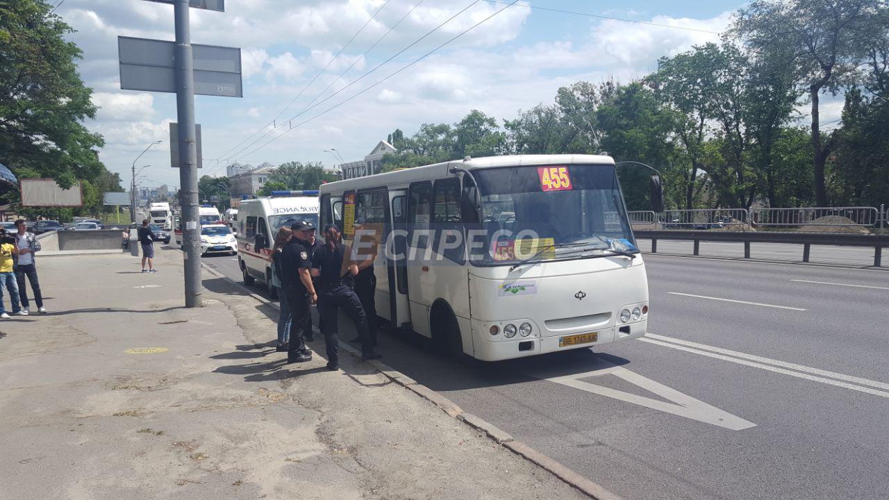 В киевской маршрутке на ходу взорвалась система охлаждения, пострадали 5 человек