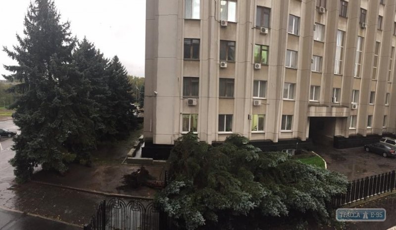 В Одесской обл. объявлено чрезвычайное положение из-за непогоды