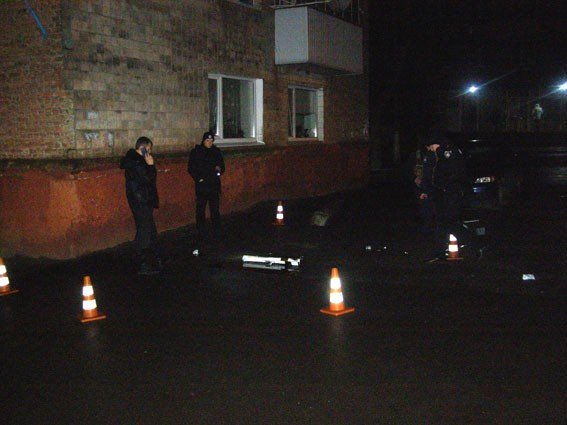 В помещение патрульной полиции в Ровно стреляли из противотанкового гранатомета, произошел взрыв