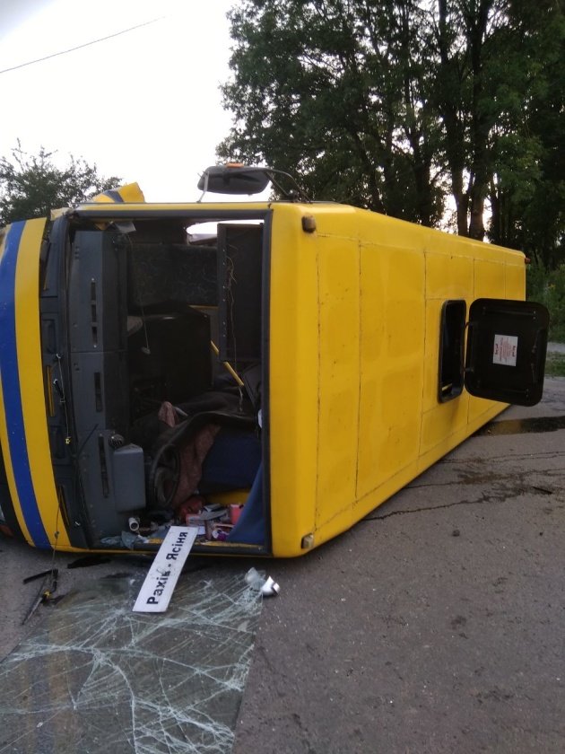 В результате ДТП на Закарпатье пострадали 10 человек