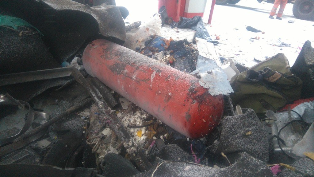 В Шостке на газозаправочной станции взорвался баллон в автомобиле, пострадали 3 человека