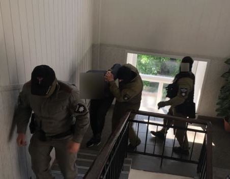 В столице задержали банду рэкетиров, в которую входили правоохранители