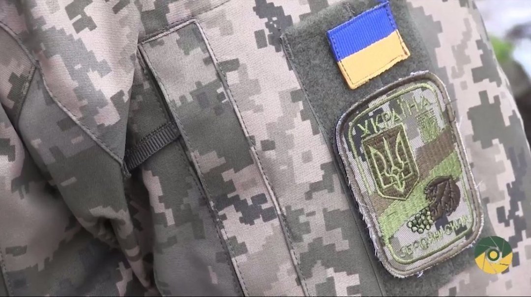 В Вооруженных силах распорядились изучить отношение людей к переговорам с Л/ДНР