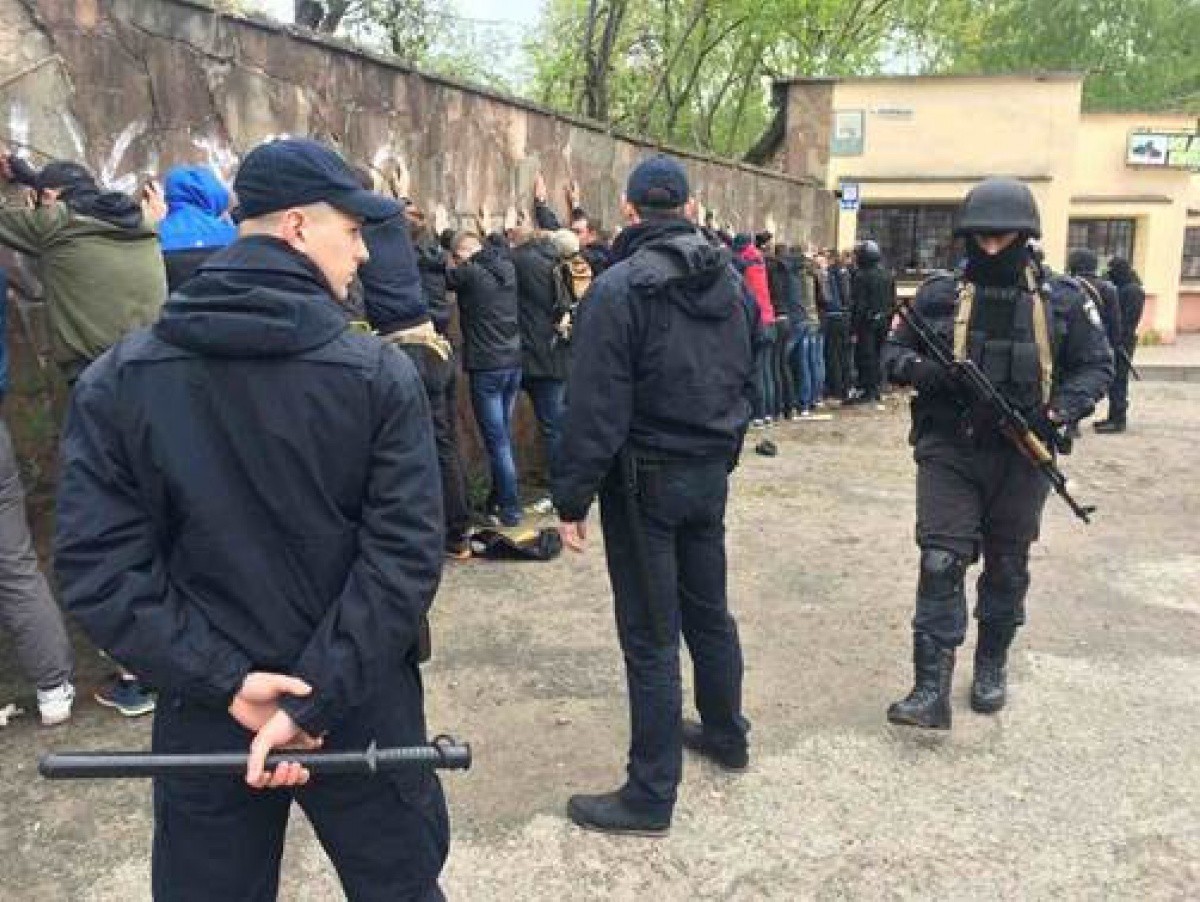Во Львове произошла массовая драка, задержаны более 30 участников