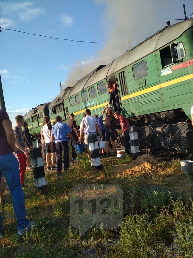 Возле Львова горел пассажирский поезд (ФОТО)