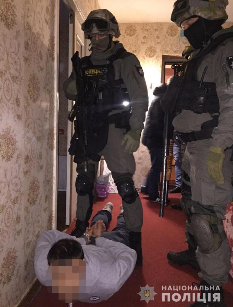 Задержанным за нападение на главу ВККС объявили о подозрении