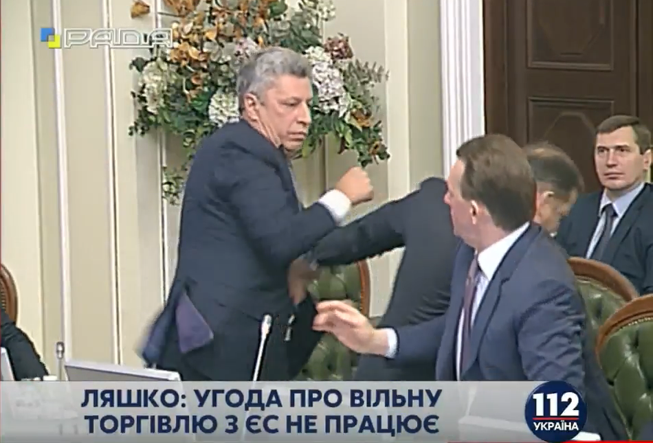 Бойко подрался с Ляшко на согласительном совете Рады