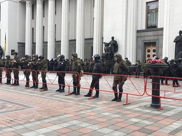 На трех участников потасовки под Радой составляют протоколы за хулиганство