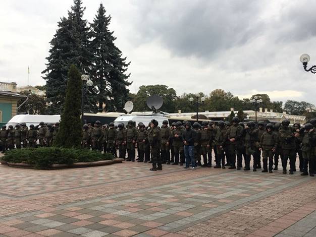 На трех участников потасовки под Радой составляют протоколы за хулиганство