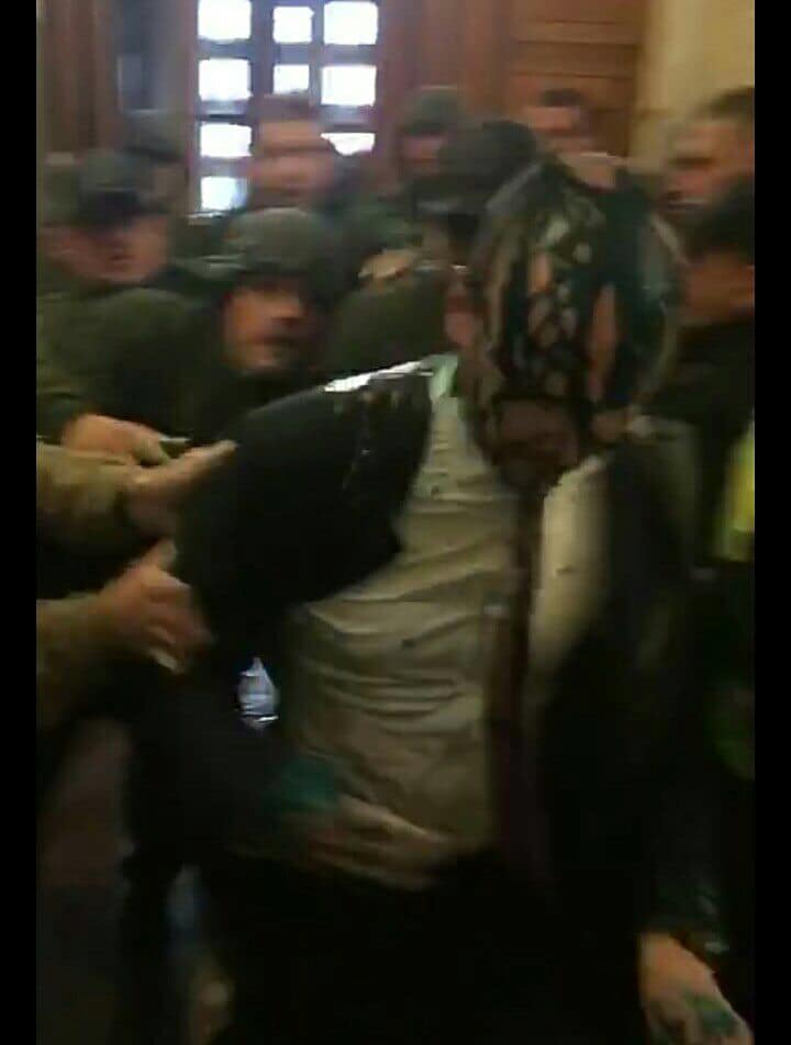 В Киевсовете облили зеленкой депутата Гусовского, его доставили в больницу