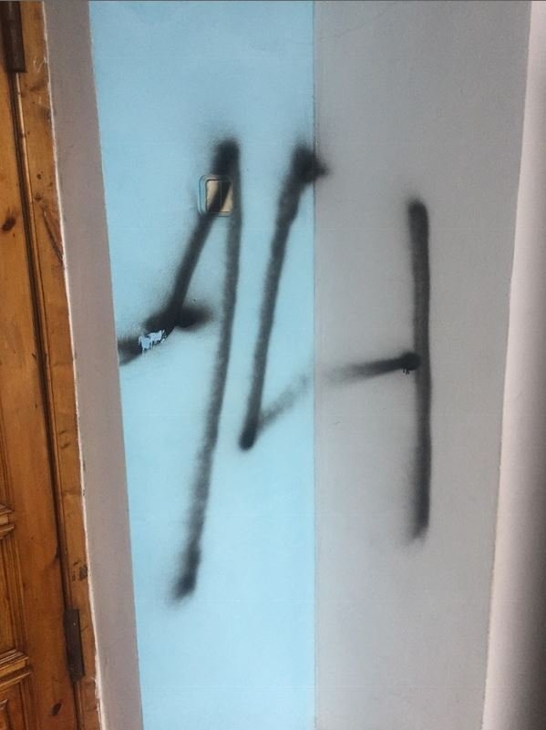 В Кривом Роге подожгли дверь храма Вознесения Господня УПЦ МП