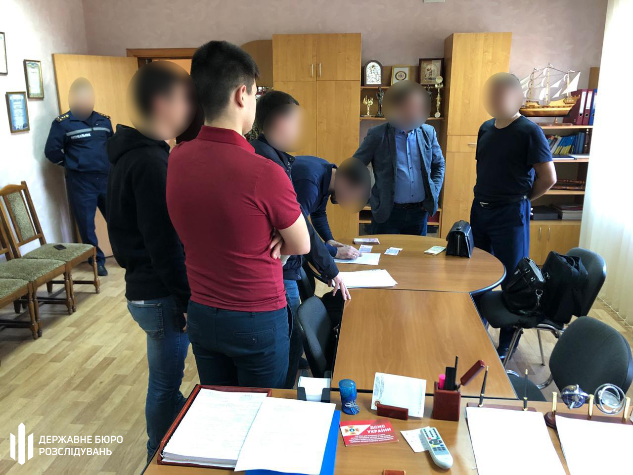 В Полтаве спасатель требовал деньги у предпринимателя, чтобы помочь ему избежать проверки пожарной безопасности