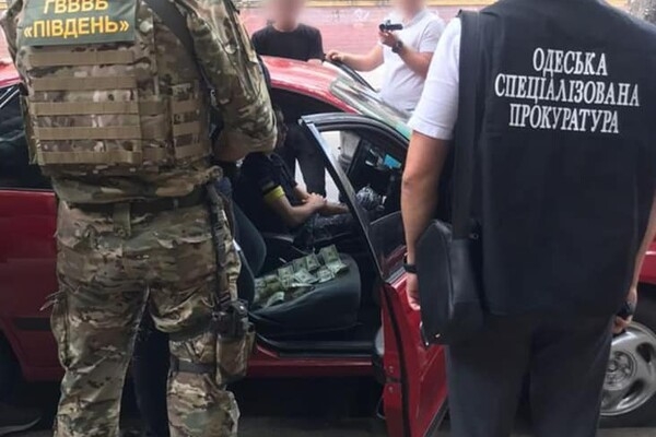 В Одесской области военный за взятку помогал избежать участия в боевых действиях