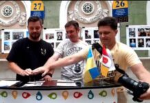 На Главпочтамте погасили две марки, провели аукцион картины и написали письма на фронт