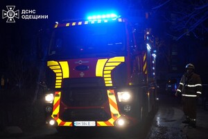 В Одессе горели балкон и квартира: пострадал мужчина В Одессе горели балкон и квартира: пострадал мужчина