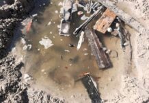Загрязнение на пляже «Чайка» в Одессе: в море несколько месяцев стекали стоковые воды
