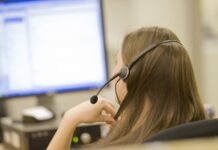 «Нажмите 1»: как работает новая схема «офисников» в Украине